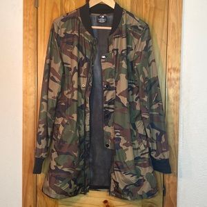 Men’s Camo Windbreaker